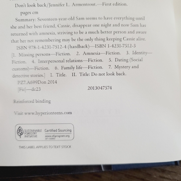 Don't Look Back by Jennifer L. Armentrout Hardcover Book - Picture 5 of 11